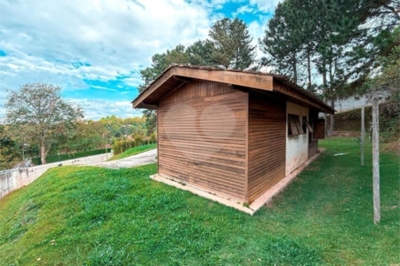 Casa à venda com 3 quartos, sendo 1 suíte,  em Chácara São João, Carapicuíba, SP