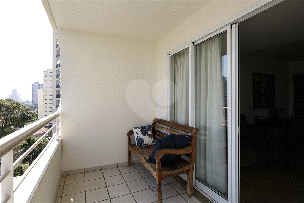 Apartamento à venda com 3 quartos, sendo 1 suíte, em Chácara Santo Antônio, São Paulo, SP