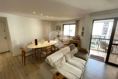 Apartamento à venda com 3 quartos, sendo 1 suíte,  em Tijuca, Rio de Janeiro, RJ