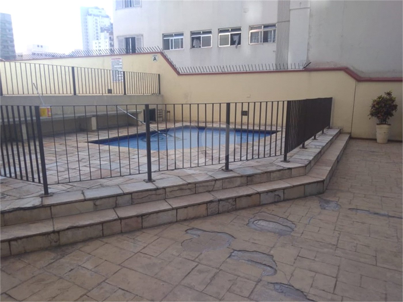 Apartamento para alugar com 3 quartos, sendo 1 suíte,  em Santana, São Paulo, SP