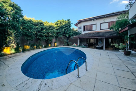 Casa à venda com 5 quartos, sendo 4 suítes, no condomínio Santa Teresa, Jundiaí - SP