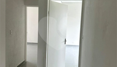 Terreno para alugar com 3 suítes no condomínio Residencial Veneza, Mogi das Cruzes - SP