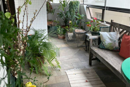 Apartamento à venda com 3 suítes em Granja Julieta, São Paulo, SP