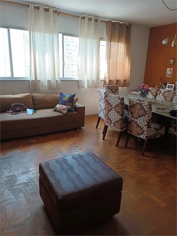 Apartamento à venda com 4 quartos, sendo 1 suíte, em Pinheiros, São Paulo, SP