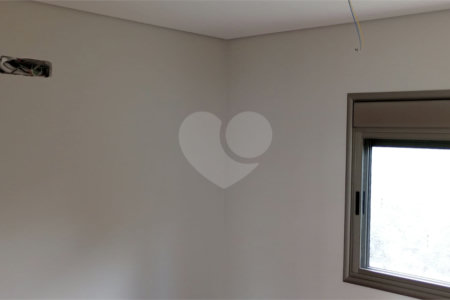 Casa à venda com 4 suítes no condomínio Estância Marambaia, Vinhedo - SP