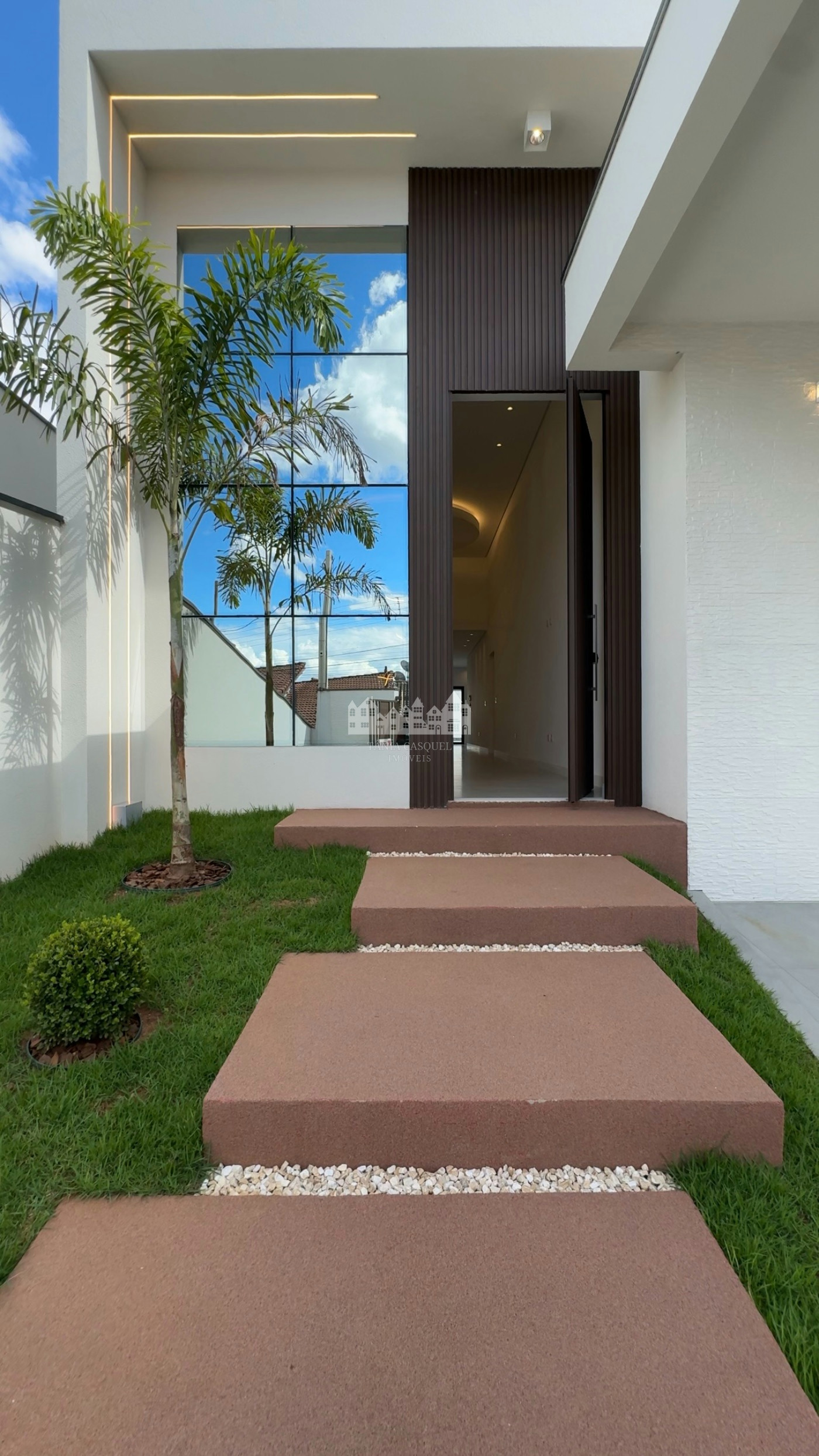 Casa térrea à venda com 3 suítes, em Nova Gardênia, Atibaia - SP