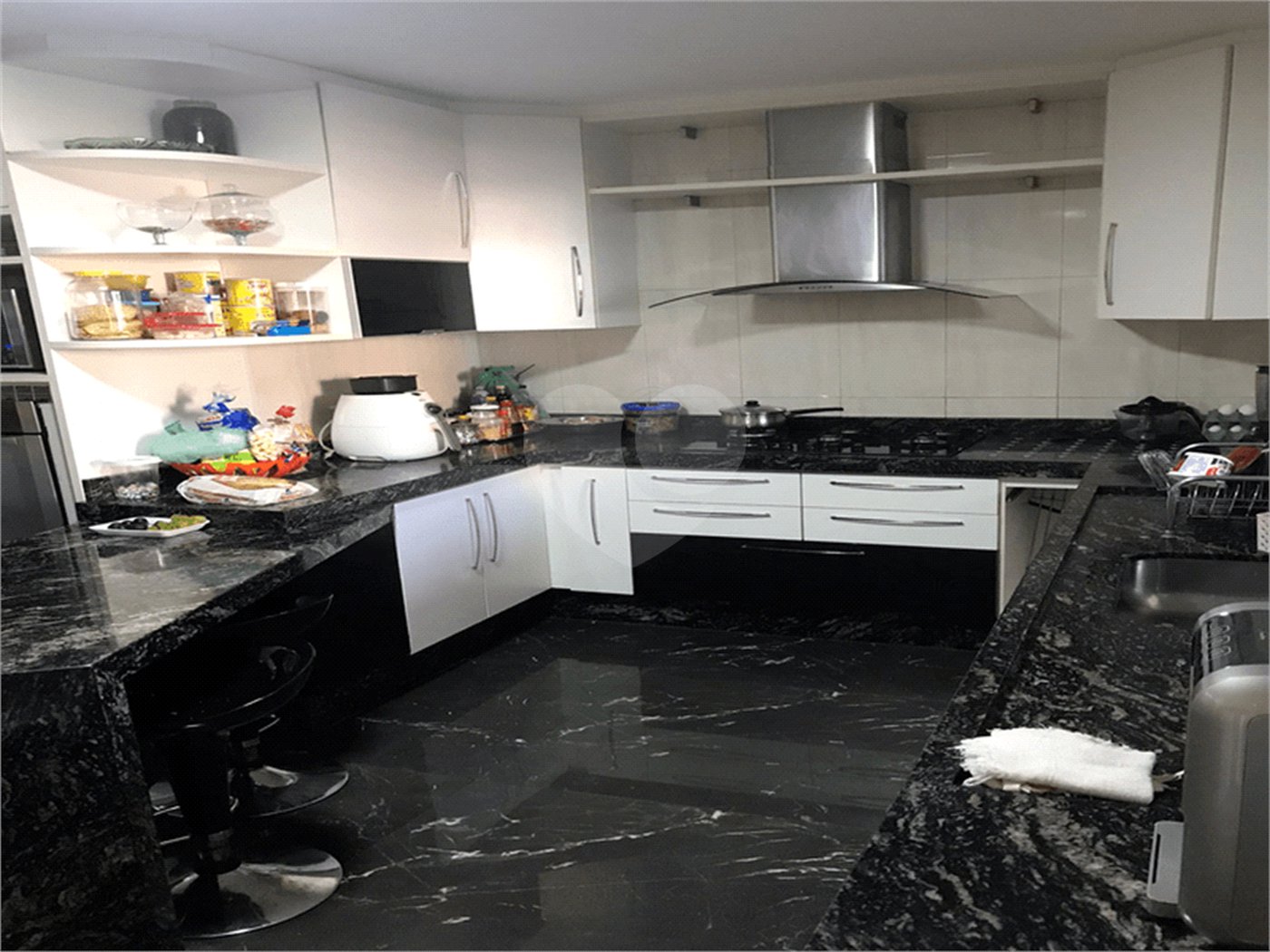 Casa Térrea à venda com 3 quartos, sendo 2 suítes, em Vila Gustavo, São Paulo, SP