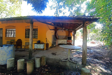 Chácara à venda ou para alugar com 2 quartos em Vila Nova Itapetininga, Itapetininga, SP