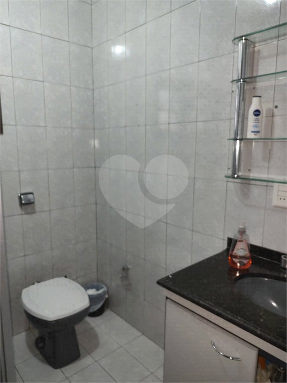 Sobrado à venda com 4 quartos, sendo 1 suíte, em Horto, São Paulo, SP