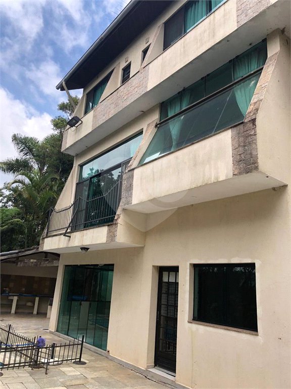 Casa à venda com 5 suítes no condomínio Alpes da Cantareira, Mairiporã - SP