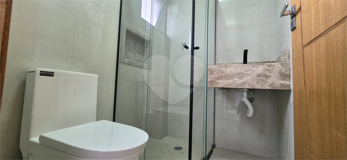 Sobrado à venda com 3 quartos, sendo 1 suíte, em Vila Bonilha, São Paulo, SP