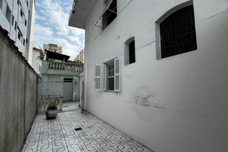 Casa dos Sonhos no Canal 6 – Piscina, Privacidade e 450m² de Terreno