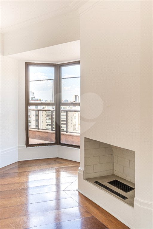 Apartamento à venda com 4 quartos, sendo 3 suítes, em Vila Andrade, São Paulo, SP