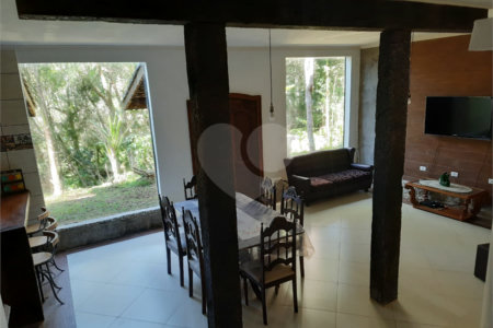 Chácara à venda com 3 quartos, sendo 1 suíte,  em Taiaçupeba, Mogi das Cruzes, SP