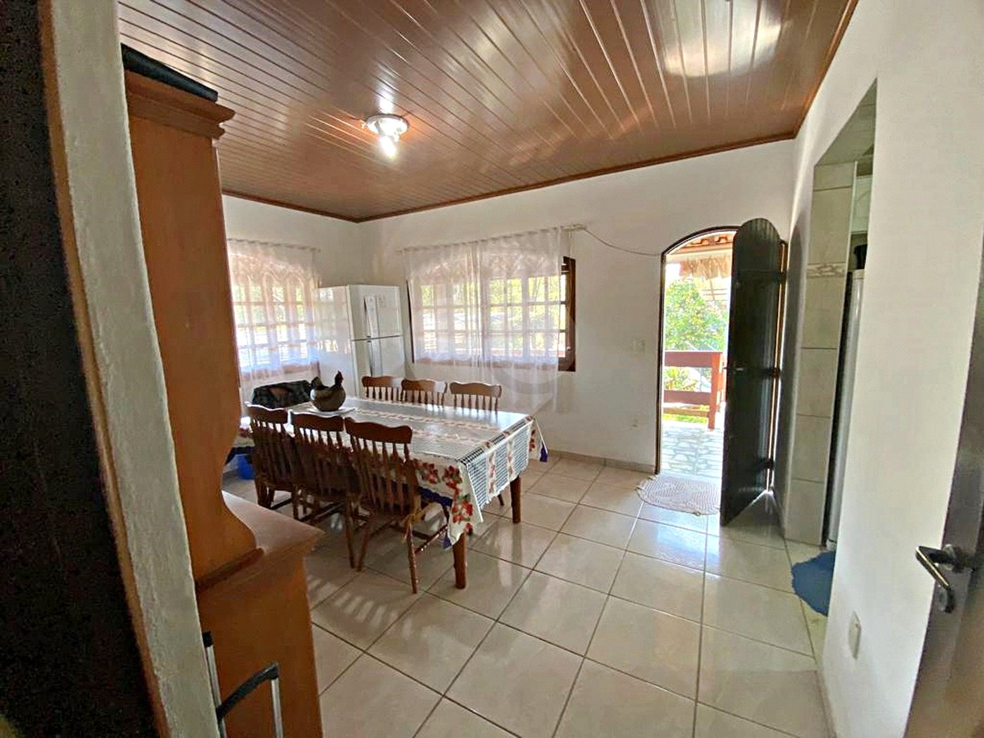 Chácara à venda com 3 quartos, sendo 1 suíte,  em Monterrey, Louveira, SP