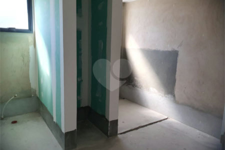 Apartamento à venda com 3 suítes em Cerqueira César, São Paulo, SP