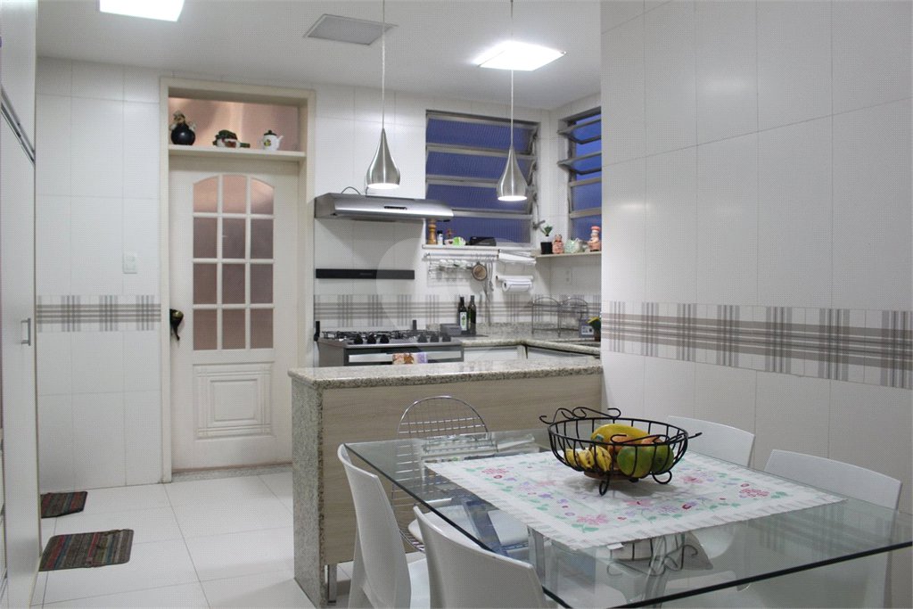 Apartamento à venda com 4 quartos, sendo 2 suítes, em Flamengo, Rio de Janeiro, RJ