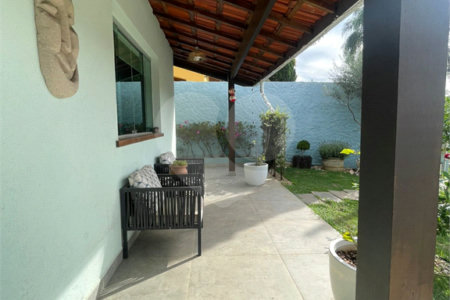 Casa à venda com 3 quartos, sendo 1 suíte, em Vila Esperia Ou Giglio, Atibaia, SP