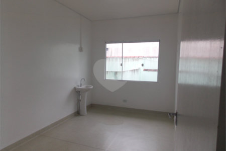 Casa à venda ou para alugar com 15 quartos, sendo 5 suítes,  no Centro, Atibaia, SP
