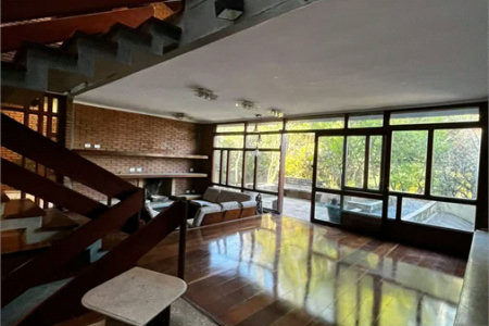 Sobrado à venda com 3 quartos, sendo 1 suíte, em Rolinópolis, São Paulo, SP