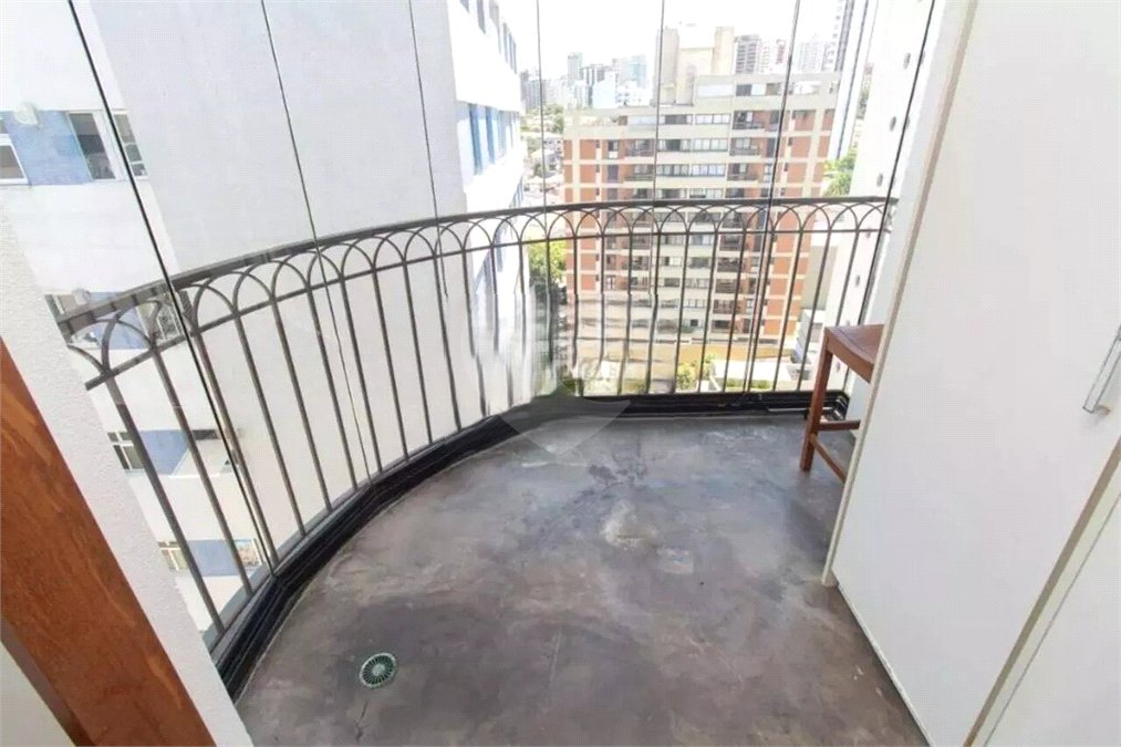 Cobertura à venda ou para alugar com 3 quartos, sendo 1 suíte,  em Vila Clementino, São Paulo, SP