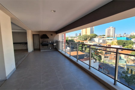 Apartamento à venda com 3 suítes em Vila Romana, São Paulo, SP
