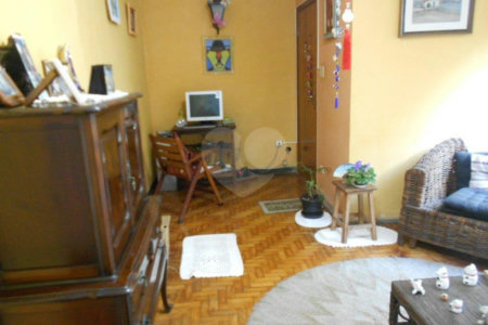 Sobrado à venda com 3 quartos, sendo 1 suíte, em Granja Julieta, São Paulo, SP