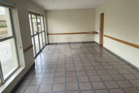 Apartamento à venda com 4 quartos, sendo 1 suíte, em Tatuapé, São Paulo, SP