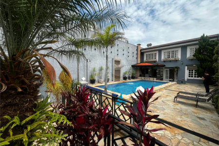 Casa à venda com 6 quartos, sendo 3 suítes, no Centro, Itapetininga, SP