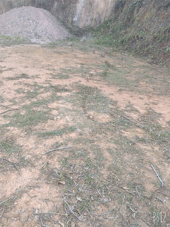 Terreno à venda no condomínio Associação Mirante da Mantiqueira, Mairiporã - SP