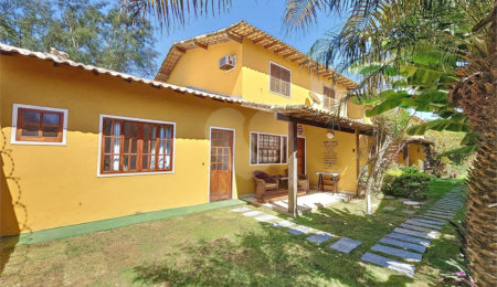Casa em condomínio à venda com 3 quartos, sendo 1 suíte,  em Rasa, Armação dos Búzios, RJ