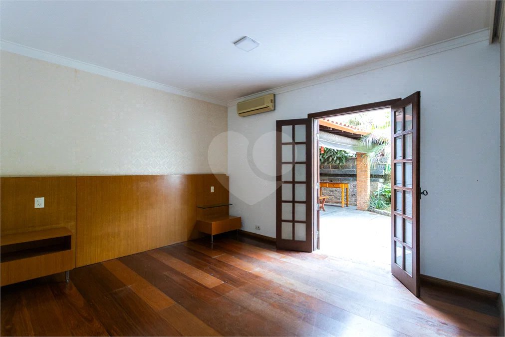 Casa Térrea à venda com 3 quartos, sendo 2 suítes, em Jardim Marajoara, São Paulo, SP