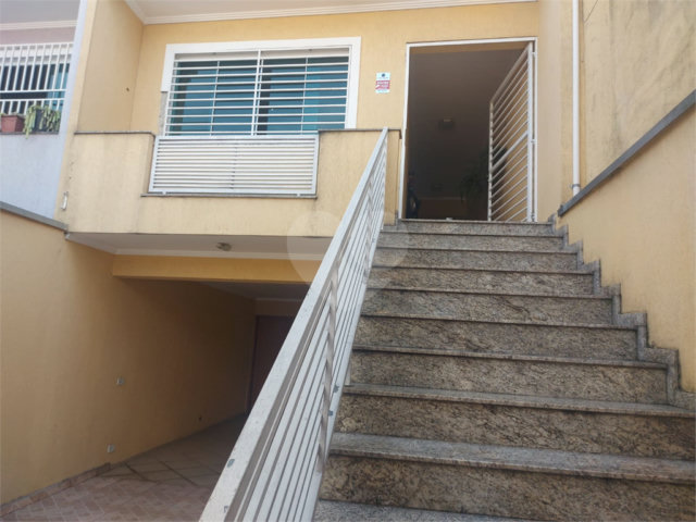 Sobrado à venda com 3 quartos, sendo 1 suíte,  em Tremembé, São Paulo, SP