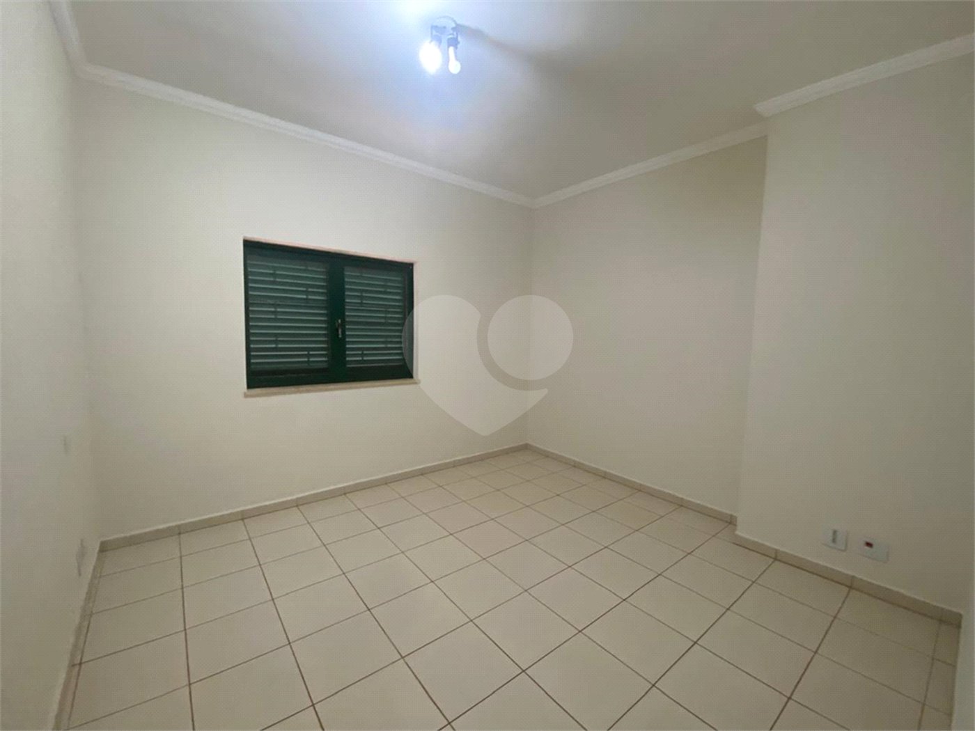 Casa à venda com 3 quartos em Jardim do Carmo, Araraquara, SP