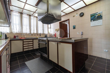 Apartamento à venda ou para alugar com 4 quartos, sendo 1 suíte, em Cerqueira César, São Paulo, SP