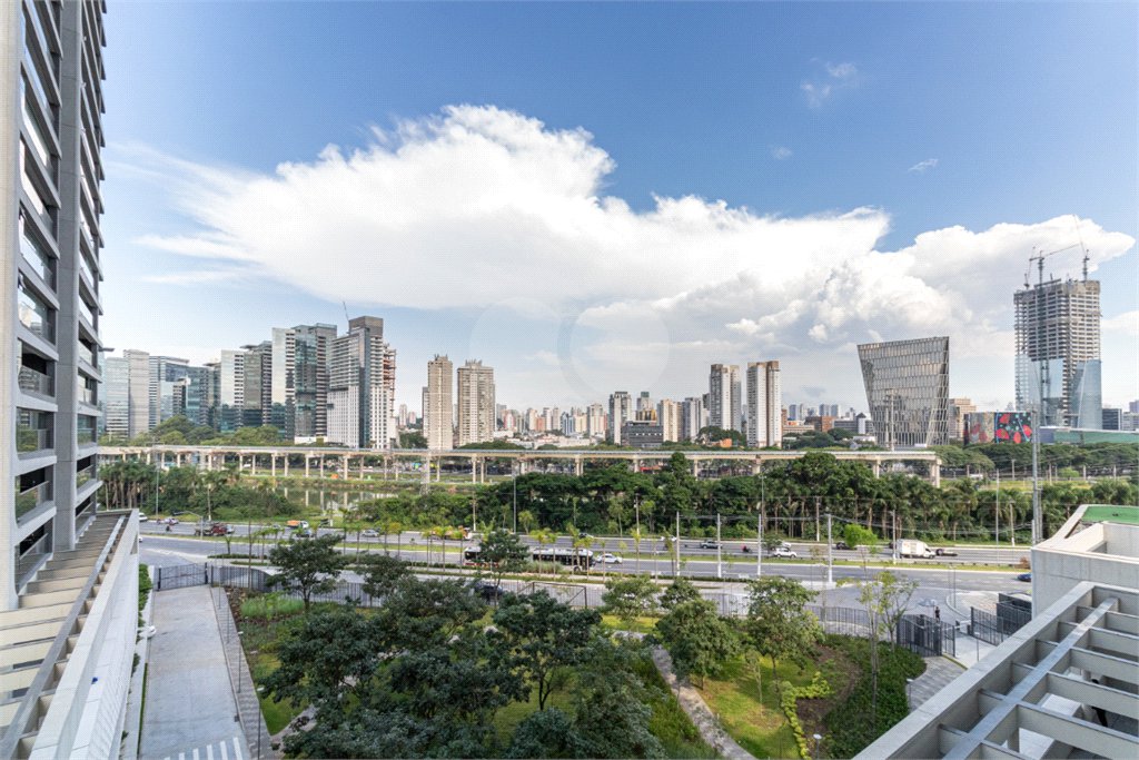 Apartamento à venda com 2 suítes em Jardim Morumbi, São Paulo, SP