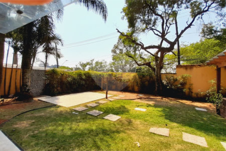 Casa à venda com 3 suítes em Bosque do Vianna, Cotia, SP