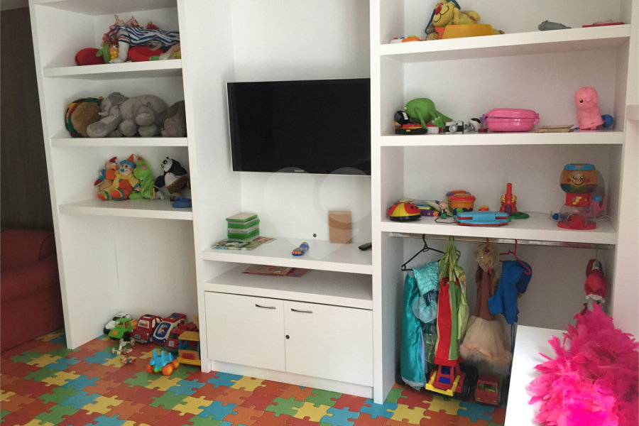 Apartamento à venda com 3 quartos, sendo 1 suíte, em Bela Vista, São Paulo, SP