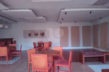 Apartamento à venda com 3 quartos, sendo 1 suíte, em Lapa, São Paulo, SP