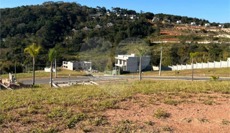 Terreno à venda no condomínio Alto do Sion, Atibaia - SP