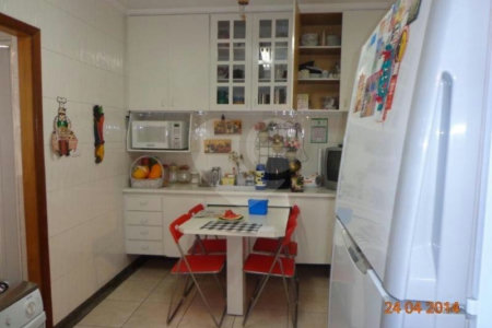 Apartamento à venda com 3 quartos, sendo 1 suíte, em Aclimação, São Paulo, SP