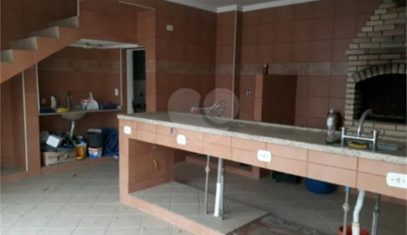 Sobrado à venda com 4 suítes em Santana, São Paulo, SP