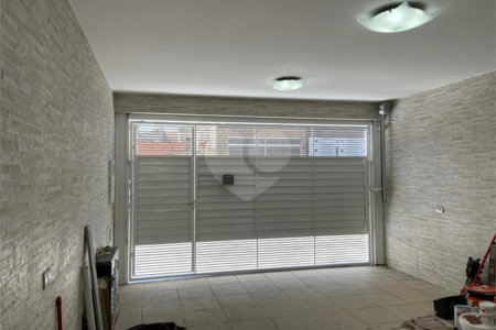 Casa para alugar com 3 quartos, sendo 2 suítes, em Vila Carrão, São Paulo, SP