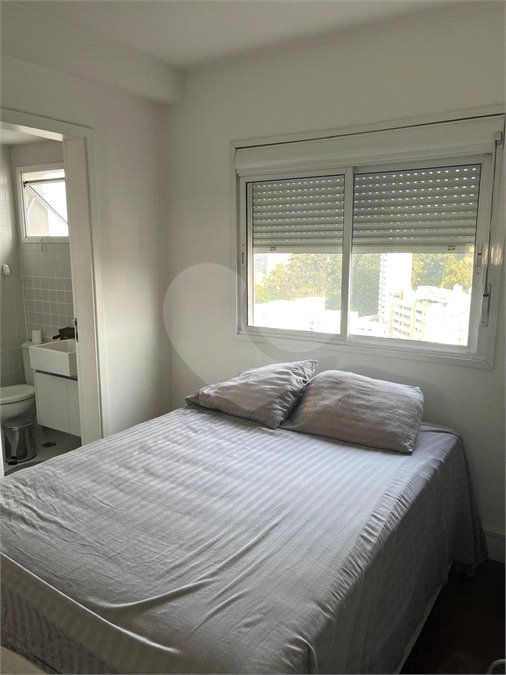 Apartamento à venda com 3 suítes em Jardim Monte Kemel, São Paulo, SP
