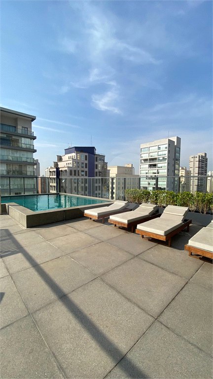 Apartamento à venda com 1 quarto em Indianópolis, São Paulo, SP