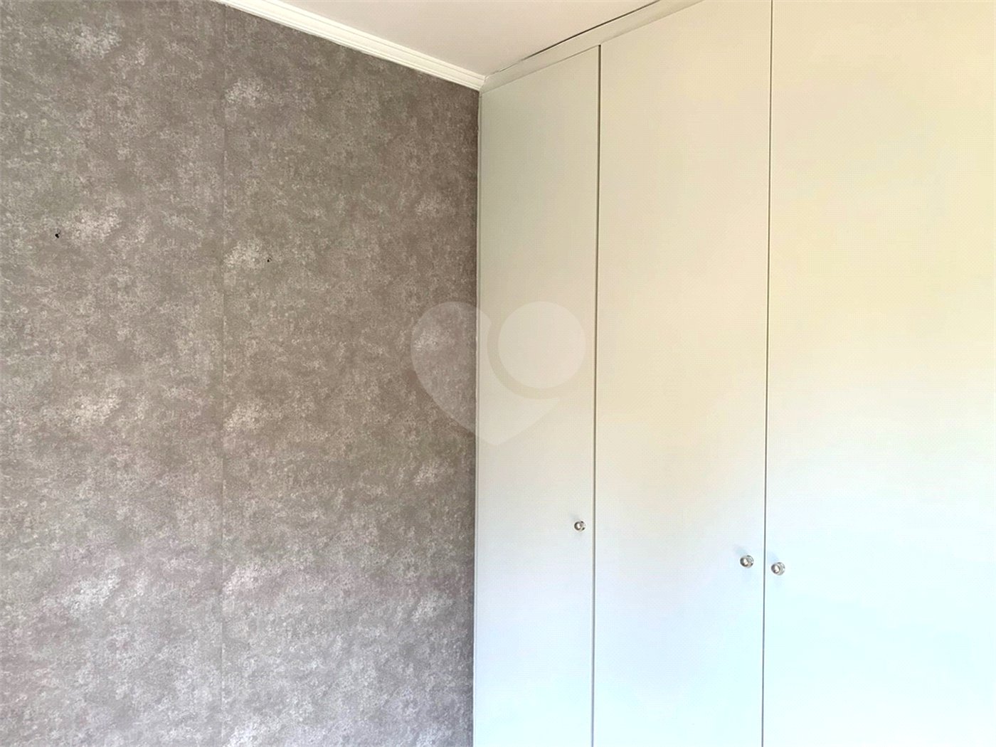 Apartamento à venda com 3 quartos, sendo 1 suíte,  em Bela Aliança, São Paulo, SP