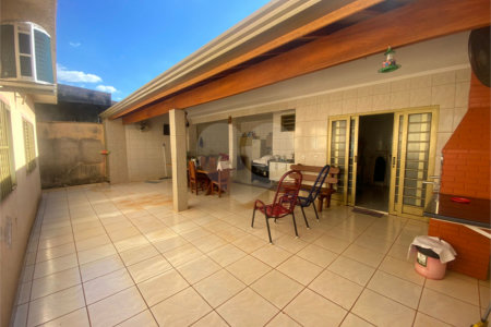 Casa à venda com 4 quartos, sendo 1 suíte, em Campos Elíseos, Ribeirão Preto, SP