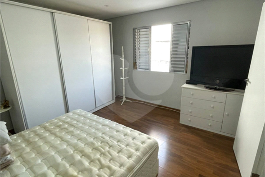 Casa Térrea à venda com 2 quartos em Parque Vitória, São Paulo, SP