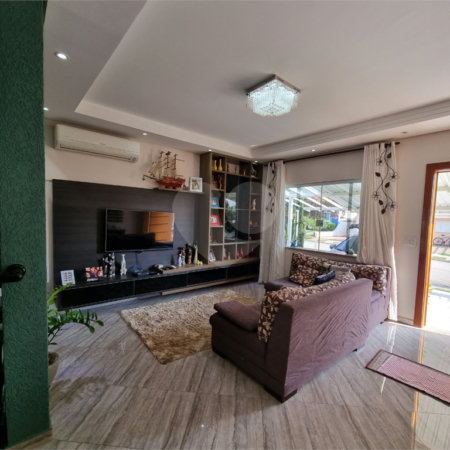 Casa à venda com 3 suítes no condomínio Horto Florestal I, Sorocaba - SP