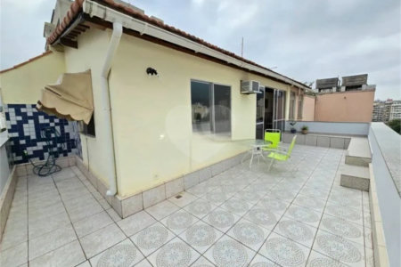 Cobertura à venda com 3 quartos, sendo 1 suíte, em Tijuca, Rio de Janeiro, RJ